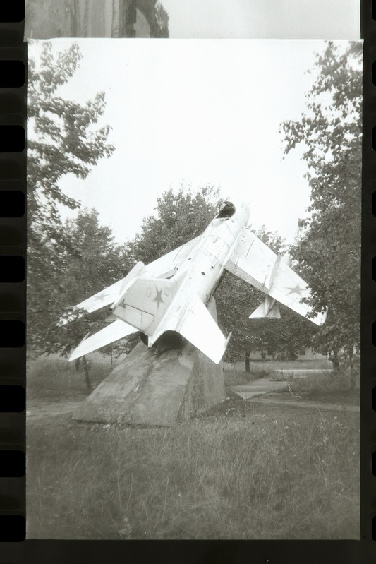 Mälestusmärk Kiltsi lennuväljakompleksis, 02.09.1993