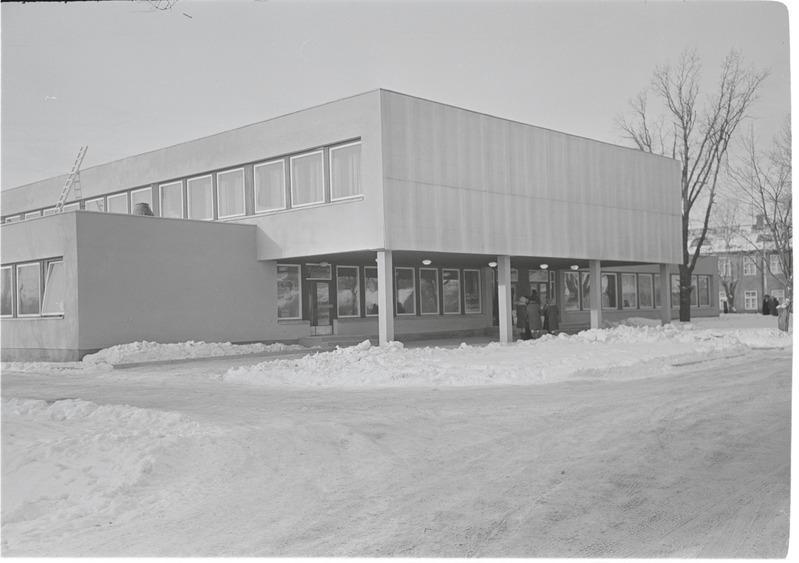 Rakvere. Restoran Kolhida Tallinna tänaval