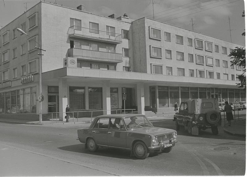 Rakvere Laia ja Tallinna tänava nurk