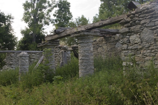 Ruins of the Magnushof Manor of Suuremõisa (Magnushof)