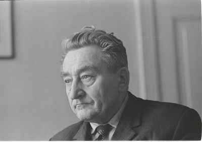 Osvald Oberschneider  similar photo