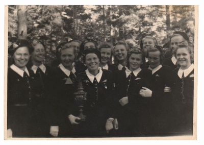 Keila naiskond tuletõrjevõistlustel Arukülas  duplicate photo