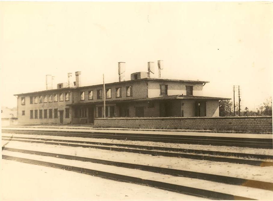 Stone oil station building