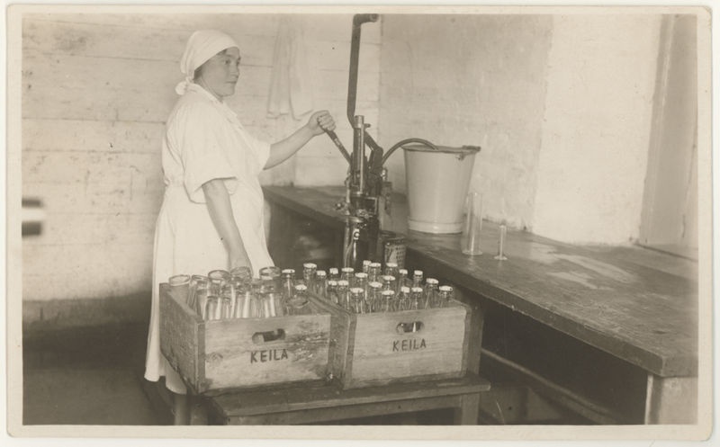 Maria Landmann Bernhard Regastiku limonaadivabrikus Keilas