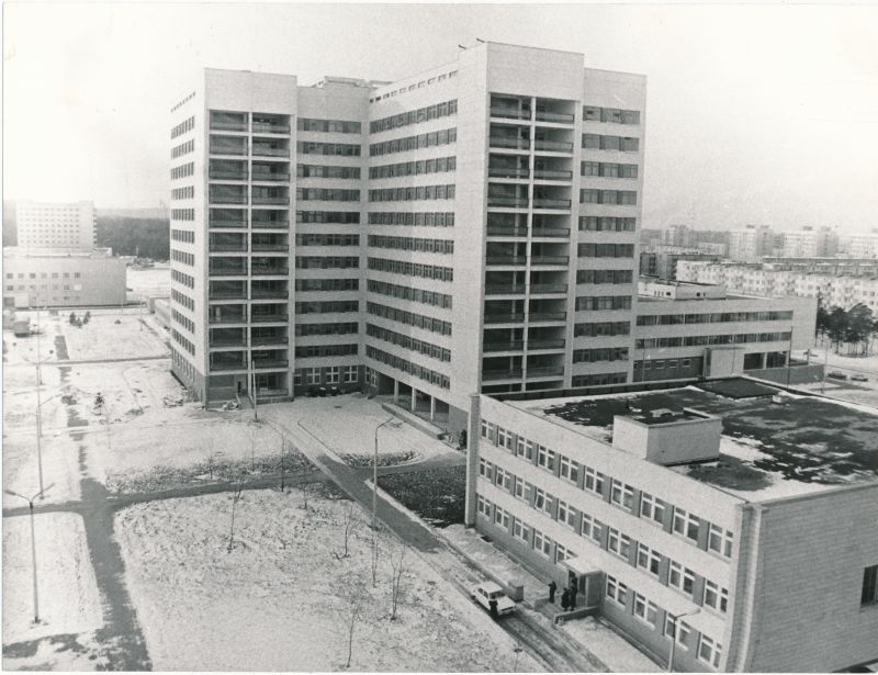 Photo. In the tenth five years, new hospitals were exploited with 2 500 beds. It is five times more than in the last five years. One of the largest and most modern is Tallinn Emergency Hospital.