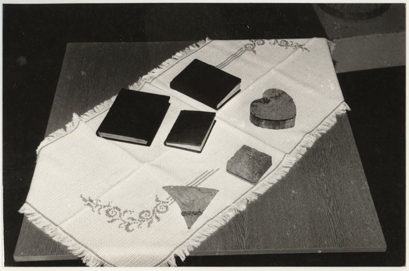 Harju Keskraamatukogu käsitöönäitus omakultuuripäeval