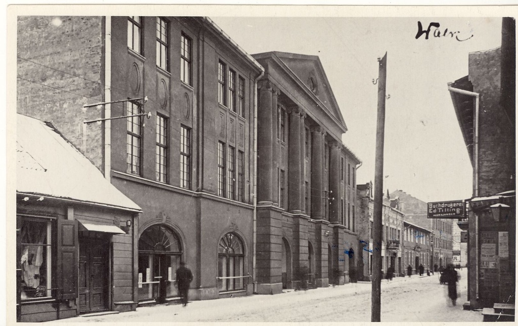 Valga. Moscow Street, German bank