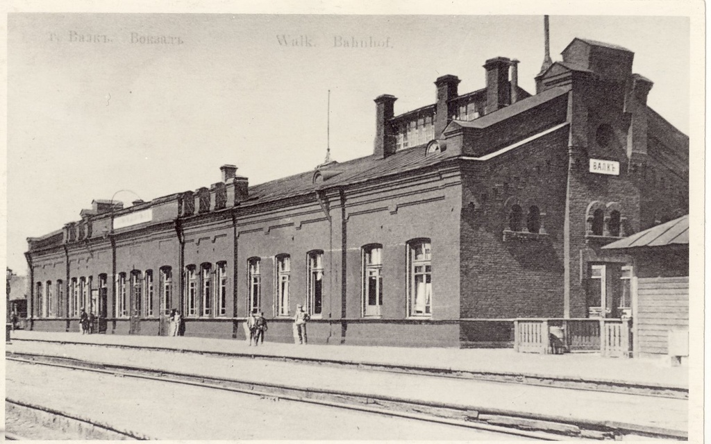 Valga. Railway station (waxal). View of the periphery