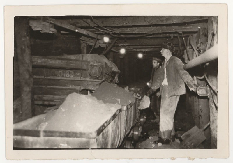 Töölised Eesti Fosforiidi Ülgase kaevanduses