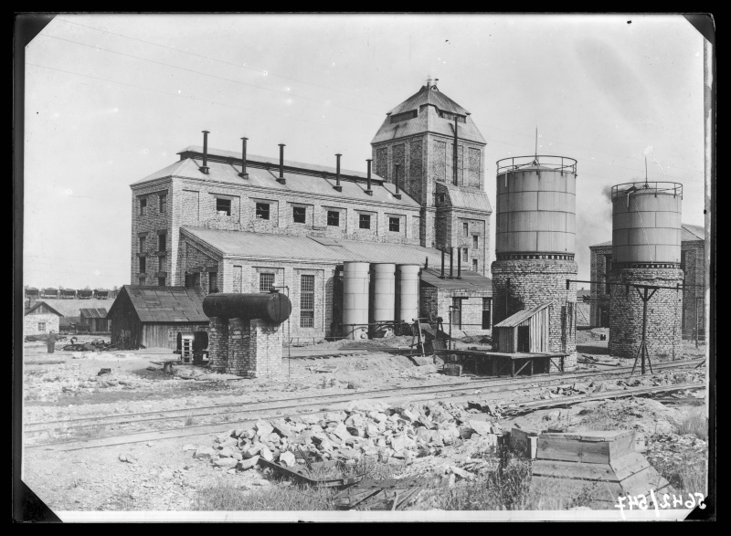 Oil factory, Kohtla - Järve in põlevkivi Mine.