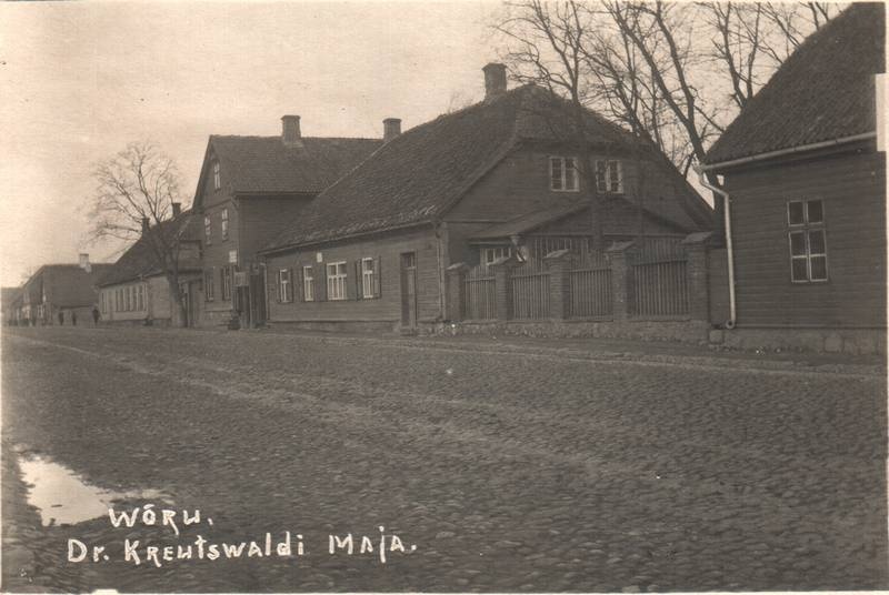 Foto. Fr. R. KREUTZWALDI ELUMAJA.