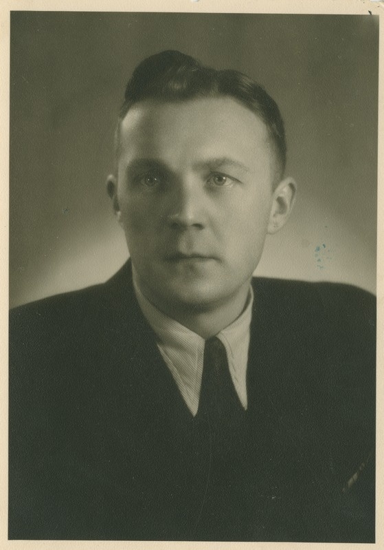 Eduard Schmidt, Tartu Linna TSN TK esimees, portree, 1950.a.