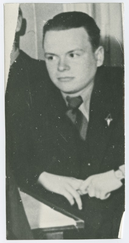 Eduard Pettai, TPI üliõpilane, TPI komsomolikomitee teine sekretär 1941.a., langes Suures Isamaasõjas, portree, 1941.a.