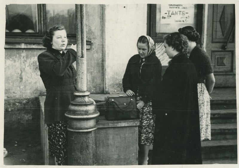 TPI kütuste tehnoloogia IV kursuse üliõpilased Kohtla-Järvel praktikal, 1956.a.