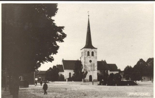 Photocopy, Paide Market Square, Holy Cross Church in the 20th century. In the first half