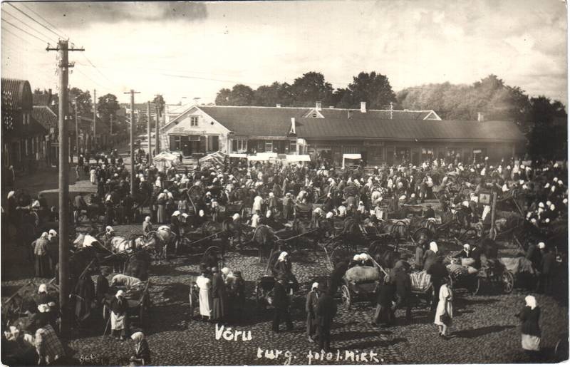 Foto. Võru turg.