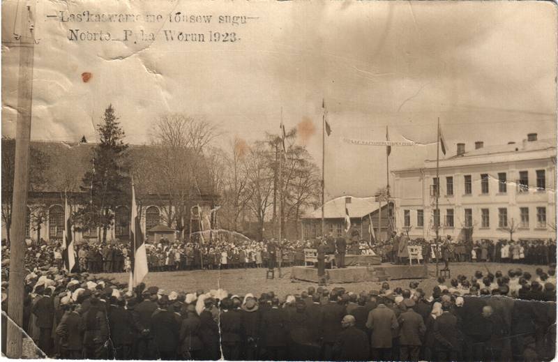 Foto. Noorte püha Võrus. 1923.