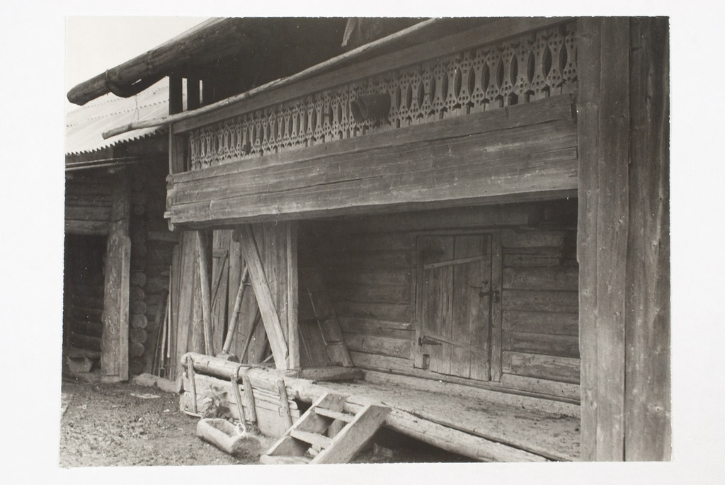 Ait, ehitatud 1930. aastate keskel. J. A. Vorontðihini oma.