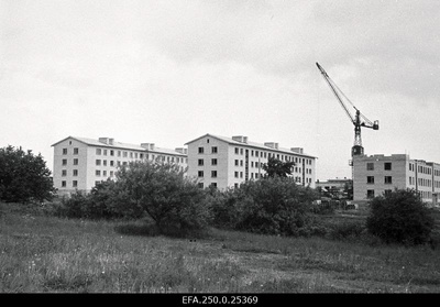 Uued elamud Viljandis Ida tänaval.  duplicate photo