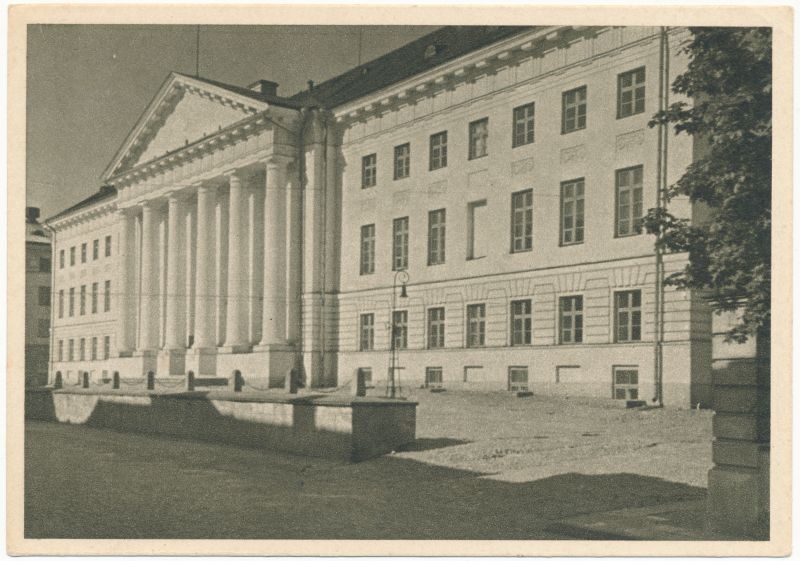 Postcard. Take the view. Main building of the University of Tartu. 1952.