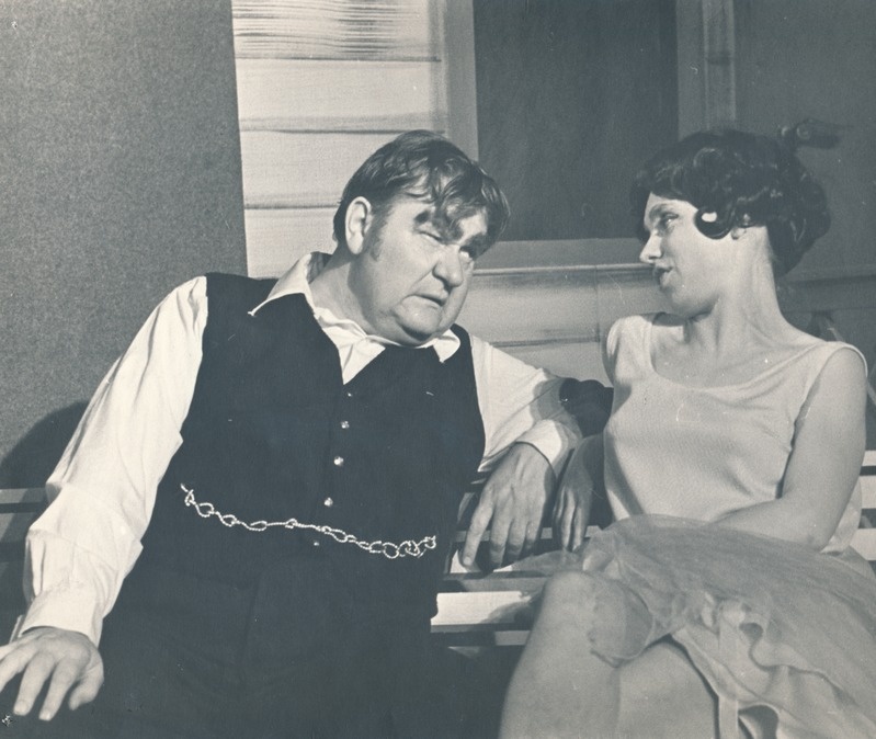 Rakvere Teatri lavastus   "Mikumärdi"