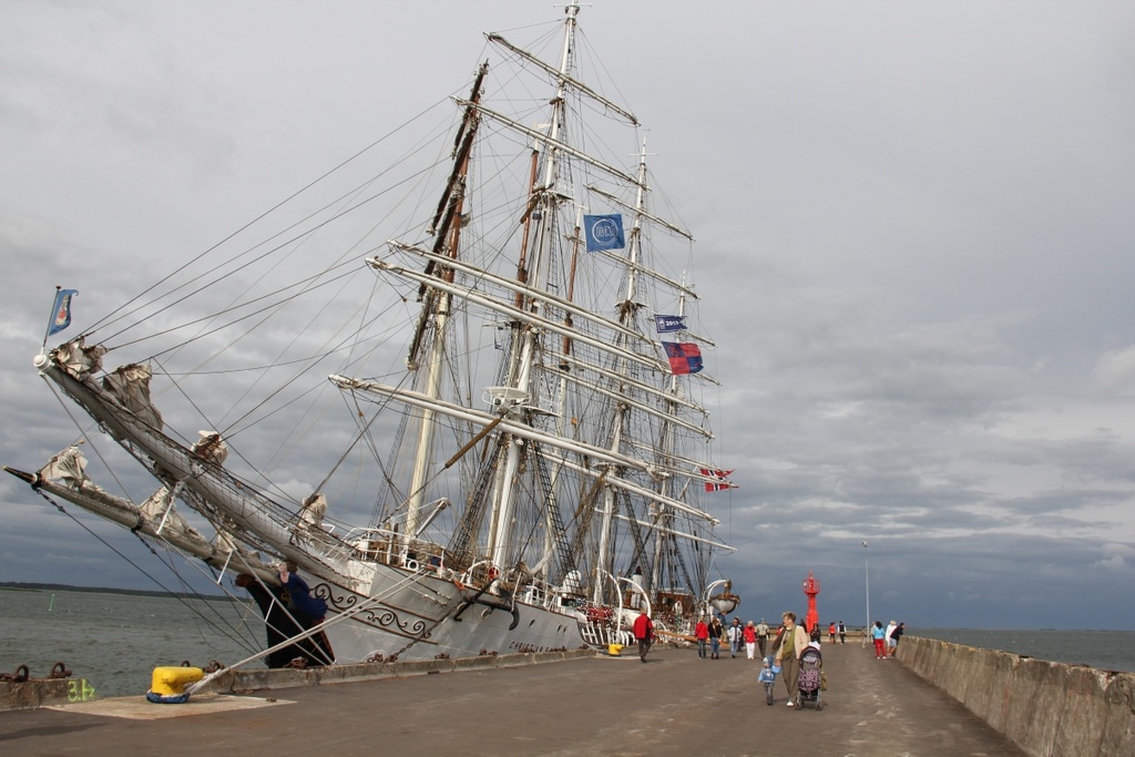 Sailing ship "Christian Radich" to the port of Romassaare at the kai during The Tall Ships' Races