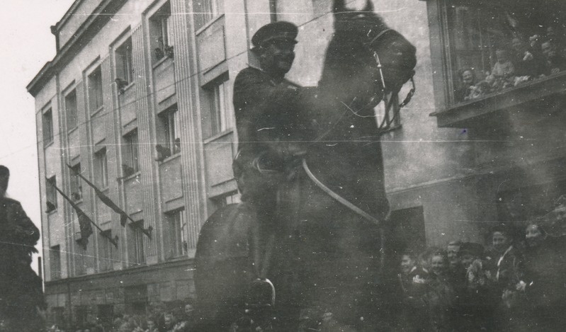 Eesti Laskurkorpuse saabumine Tallinnasse