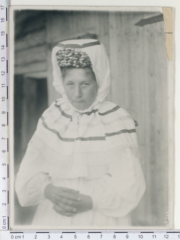Hiiu mõrsja, Käina 1894