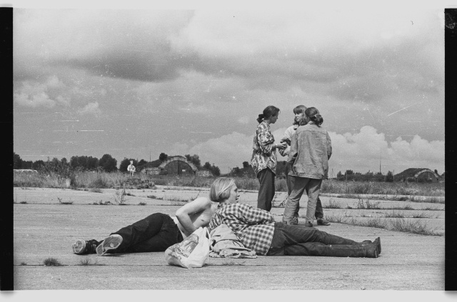 Rockfestival at Tapa airport; visitors