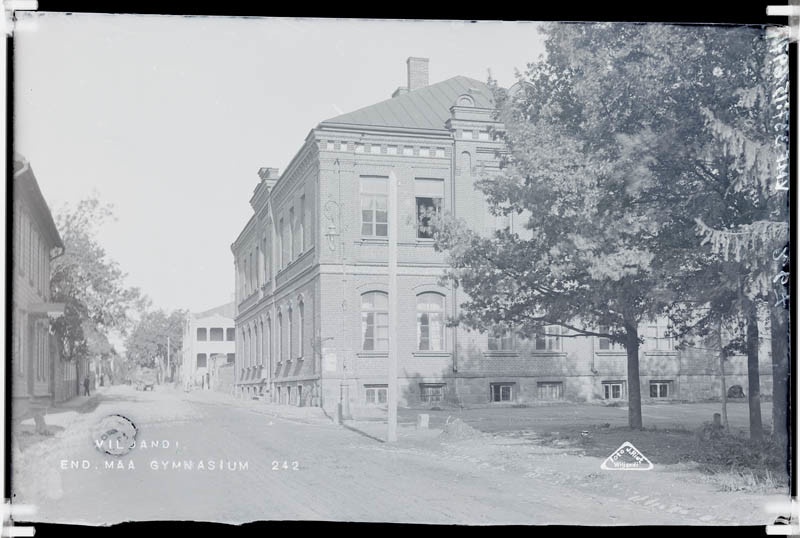 fotonegatiiv, Viljandi Maagümnaasium (Jakobsoni tänav)