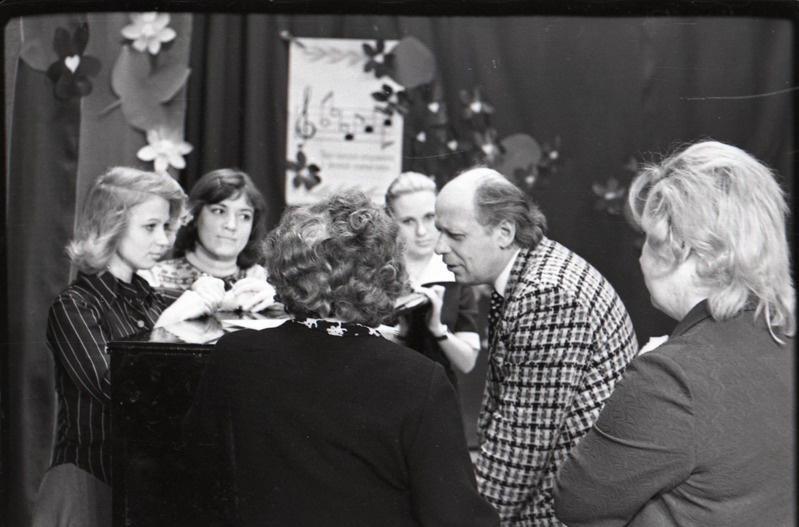 Kohtumine helilooja Gennadi Podelskiga, vestlusringis