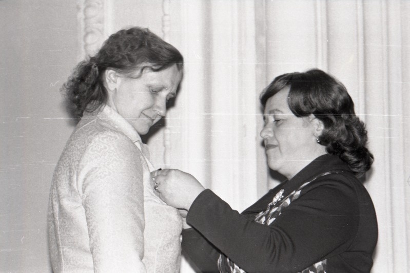 Kreenholmi manufaktuuri eesrindlaste autasustamine