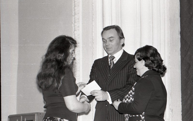 Kreenholmi manufaktuuri eesrindlaste autasustamine