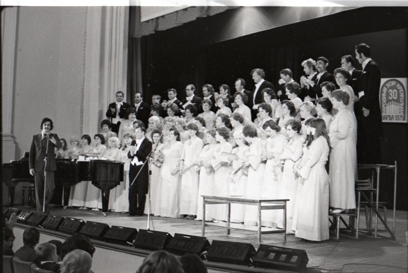 Kevadvõti, koorilaulu festival, segakoori esinemine