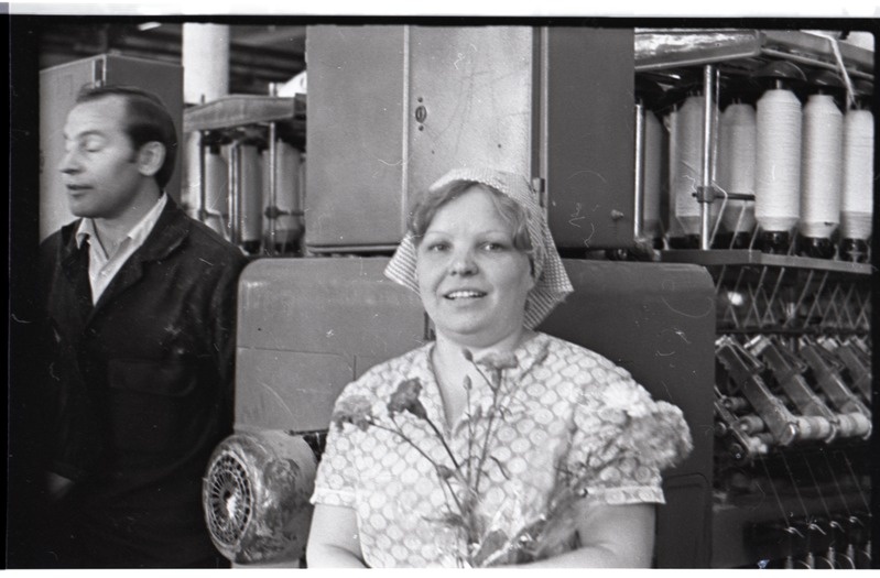 Anna Maksimova, Vana ketrusvabriku ketraja