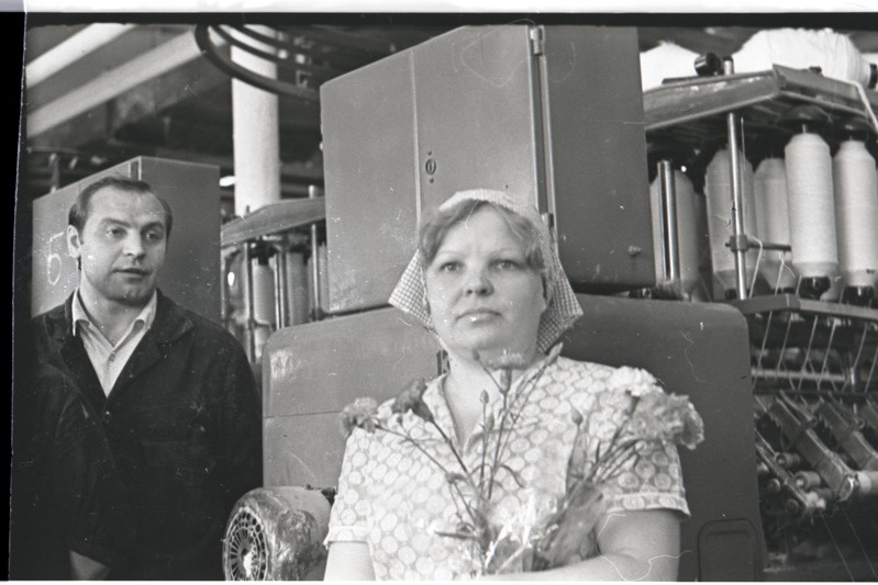 Anna Maksimova, Vana ketrusvabriku ketraja