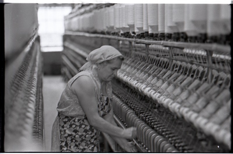 Veera Petrova,  Vana ketrusvabriku ketraja tsehhis