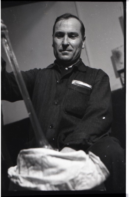 Ivan Triok, Vana kudumisvabriku meistriabi  tsehhis