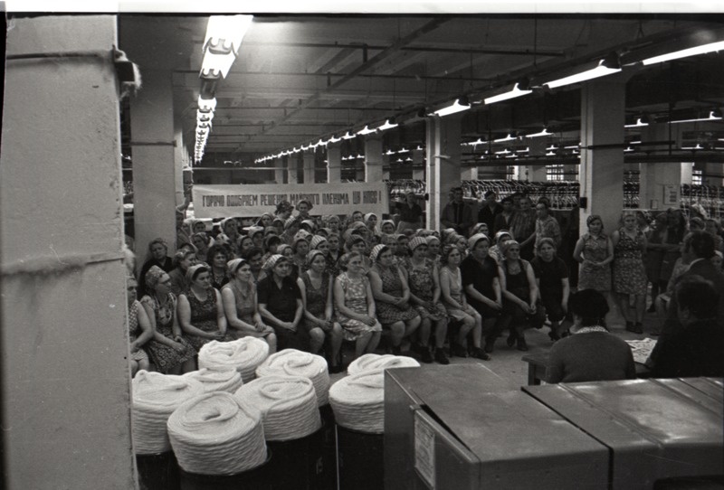 NSVL uue konstitutsiooni arutelu Georgi ketrusvabrikus