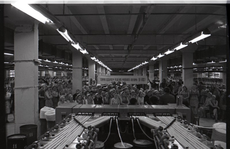 NSVL uue konstitutsiooni arutelu Georgi ketrusvabrikus