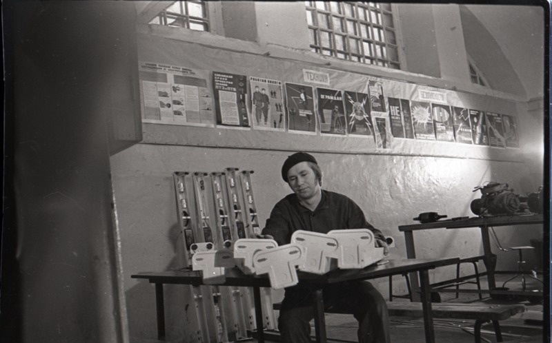 A.Kruglov, Vana kudumisvabriku elektromehhaanika tsehhi montöör, portree