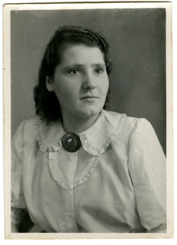 Agnessa Kerfe, Vana kudumisvabriku kangur, portree