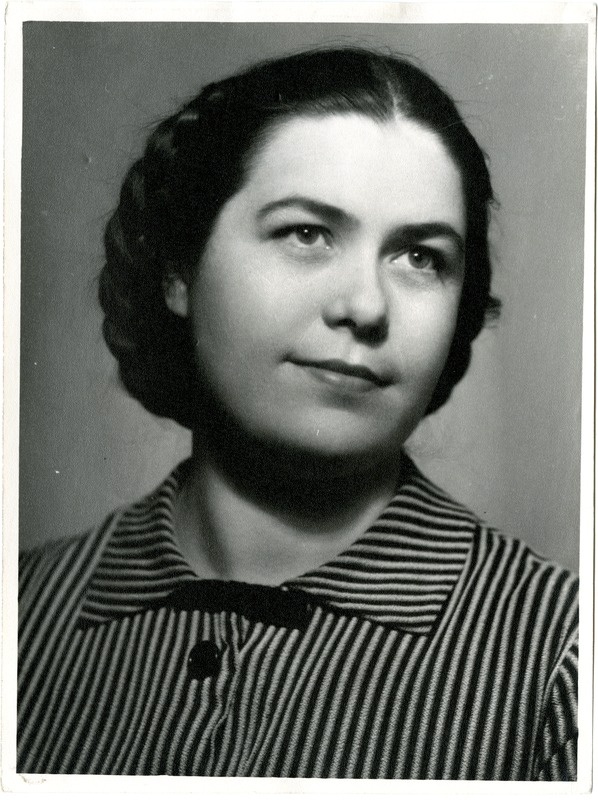 N. Babkina, portree