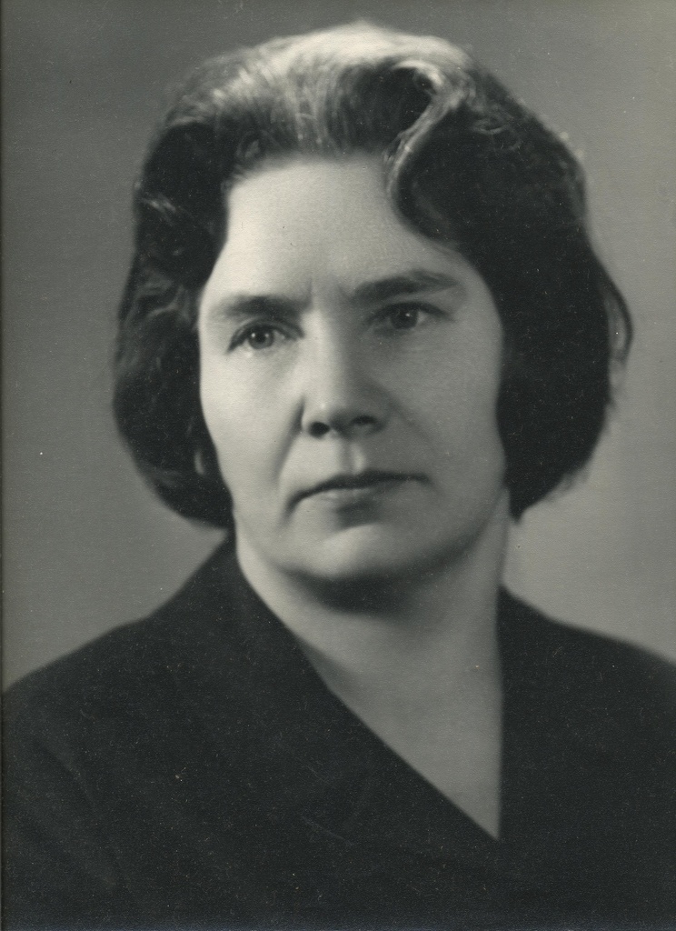 Aleksandra Kalikova, Georgi kudumisvabriku kangur