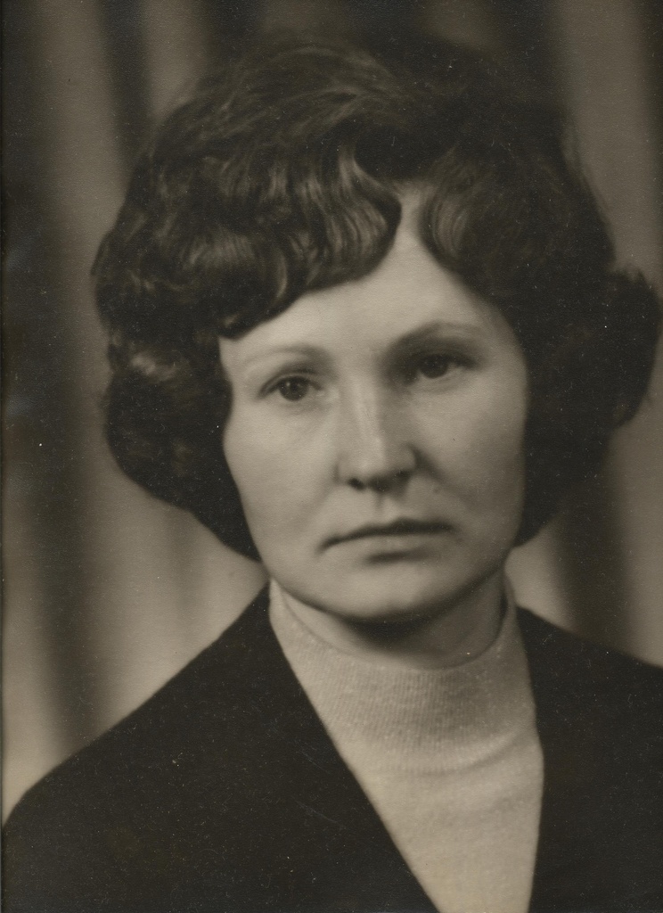 Galina Lelakova, Vana ketrusvabriku ketraja