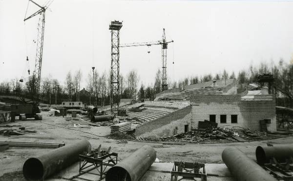 Construction of Tartu Song Square and Square in Startverre. 3.12.1990.