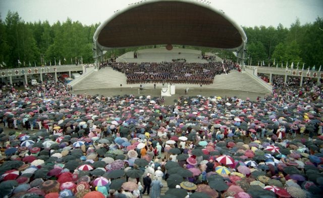 Photo-negative. Tartu Song Festival 1994. View of the audience and singing room.