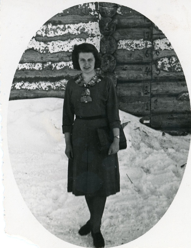 Aili Karp Karatuzis 1956. a