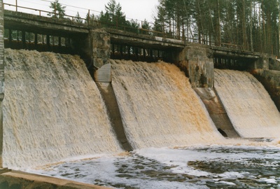 Tudulinna hüdroelektrijaam ja pais  similar photo