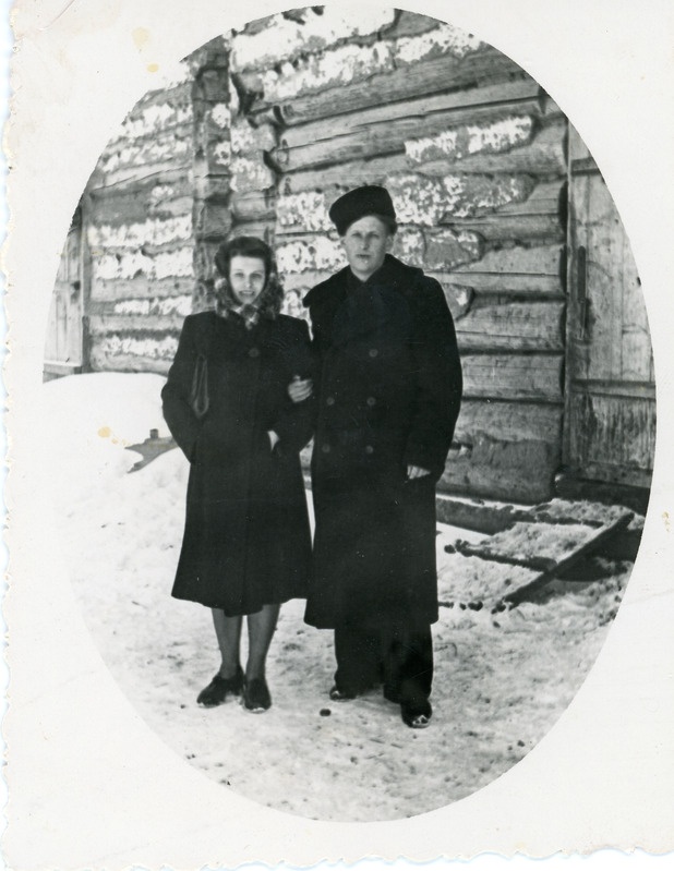 Aili ja Jaak Karp Karatuzis 1957. a